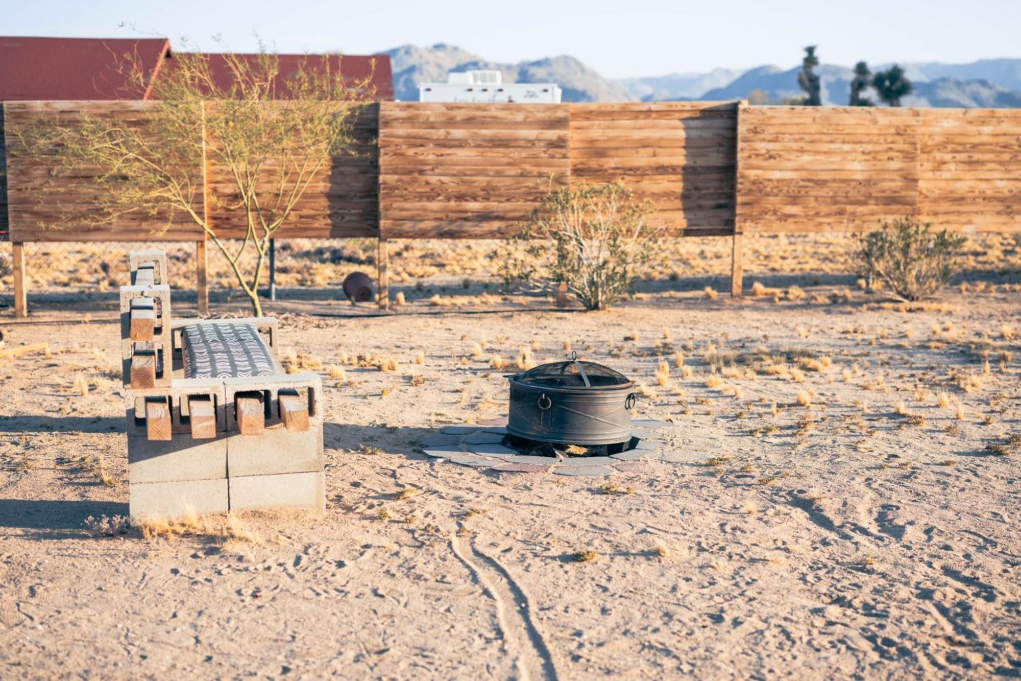 Casa Del Desierto - Panoramic Views - Pet Friendly - Fire Pit Villa Joshua Tree Exteriör bild